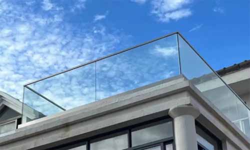 Comment choisir un verre de garde-corps?