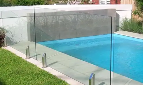 Comment Choisir Des Clôtures De Piscine En Verre Trempé